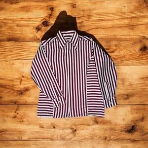VINTAGE oversized button down shirt. Perfect “Back to School”.